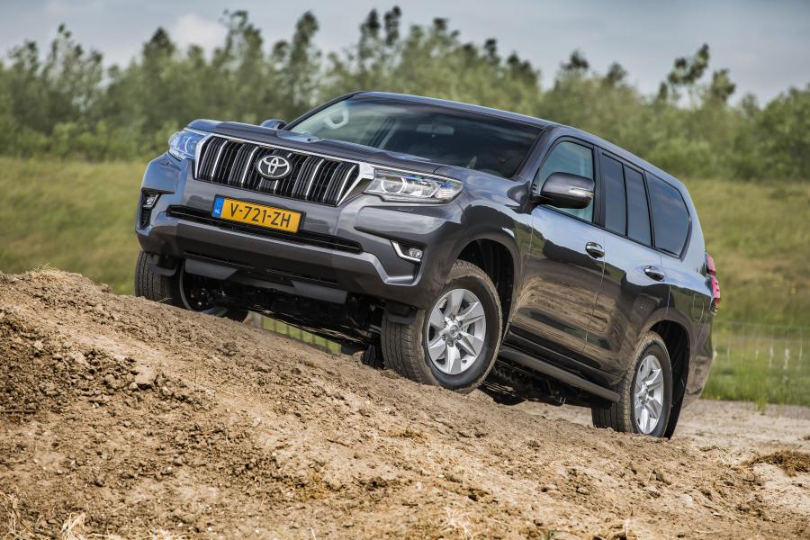  Toyota Land Cruiser Challenger 2019 года  (NL) (фото 4 из 6)